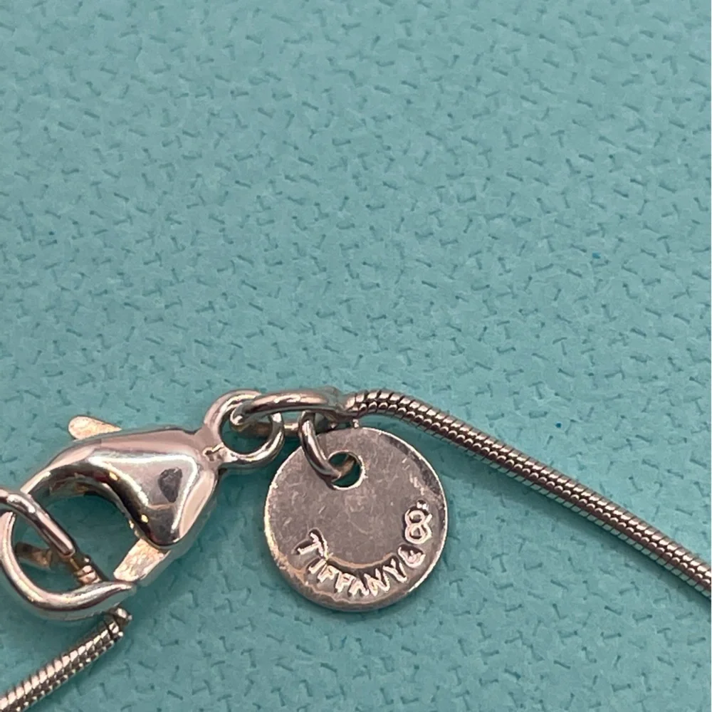 ๐#13 Tiffany & Co Sterling Silver Heart Necklace - Picture 8 of 9